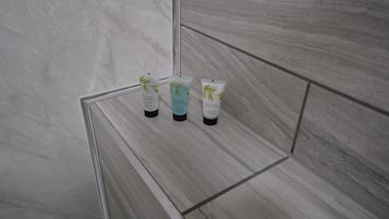 City Studio | Bathroom