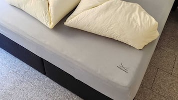 1 Schlafzimmer, Zimmersafe, Bügeleisen/Bügelbrett, Reisekinderbett