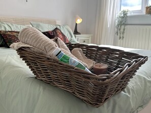 3 室のベッドルーム、アイロン / アイロン台、WiFi、ベッドシーツ