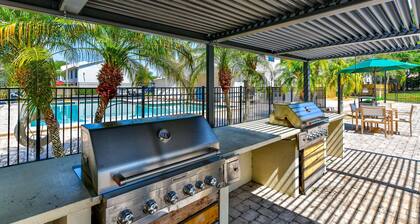 Cozy Townhome| Moffitt| Pool| Gym| Fast WiFi| 2B2B