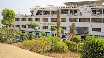 Depan hartanah