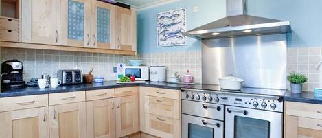 Dishwasher, highchair