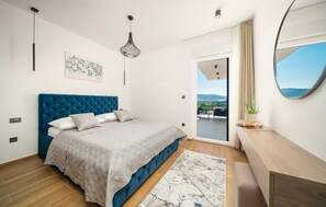 4 slaapkamers, reisbedje, gratis wifi, beddengoed