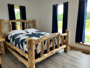 2 slaapkamers, een strijkplank/strijkijzer, reisbedje, gratis wifi