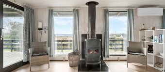 Amazing home in øster assels with WiFi