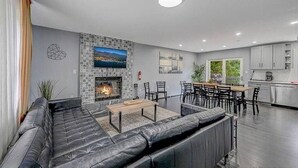Unclassified image, 3 of 49, button - Pocono Paradise: Spacious Fun for the Whole Family (Long Pond)