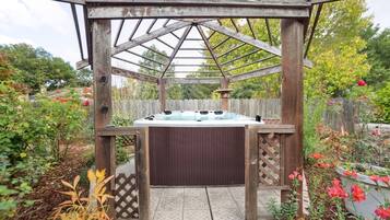 Bañera de hidromasaje exterior