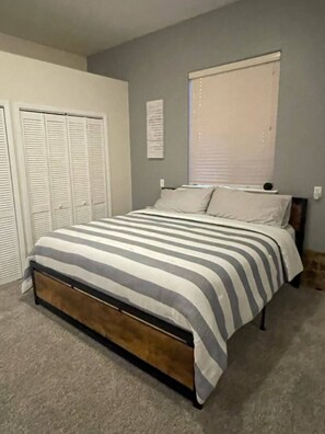 1 makuuhuone, silitysrauta/-lauta, ilmainen Wi-Fi, vuodevaatteet