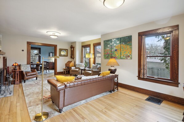 Téléviseur, chaîne audio