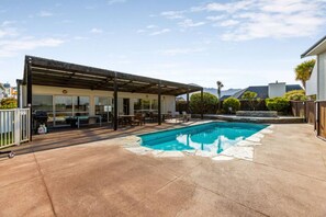 Pool - Resort-Style Wanaka Retreat | Pool, Hot Tub, Gym & Garage | Close to Town & Lake (Wanaka)