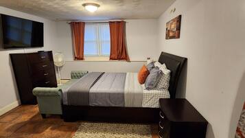 1 makuuhuone, silitysrauta/-lauta, Wi-Fi, vuodevaatteet