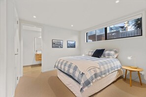 1 chambre, lit parapluie, Wi-Fi, draps fournis