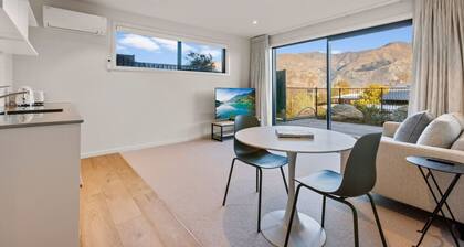 Guest House - Mountain Views