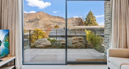 Guest House - Mountain Views