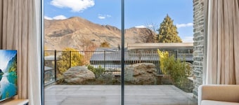 Guest House - Mountain Views