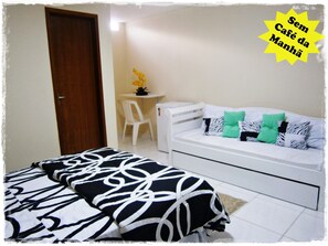 Suite | 1 bedroom, hypo-allergenic bedding, minibar, individually decorated