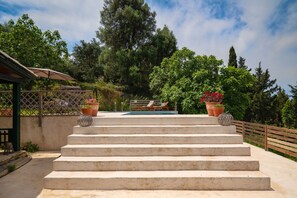 Property grounds - Escape to Serenita Villa in Arillas, Corfu - Private Pool, Sunset Views, and More (Arillas)