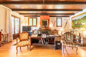 Flachbildfernseher