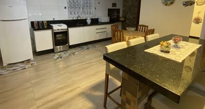 Casa de Praia e Campo com Piscina