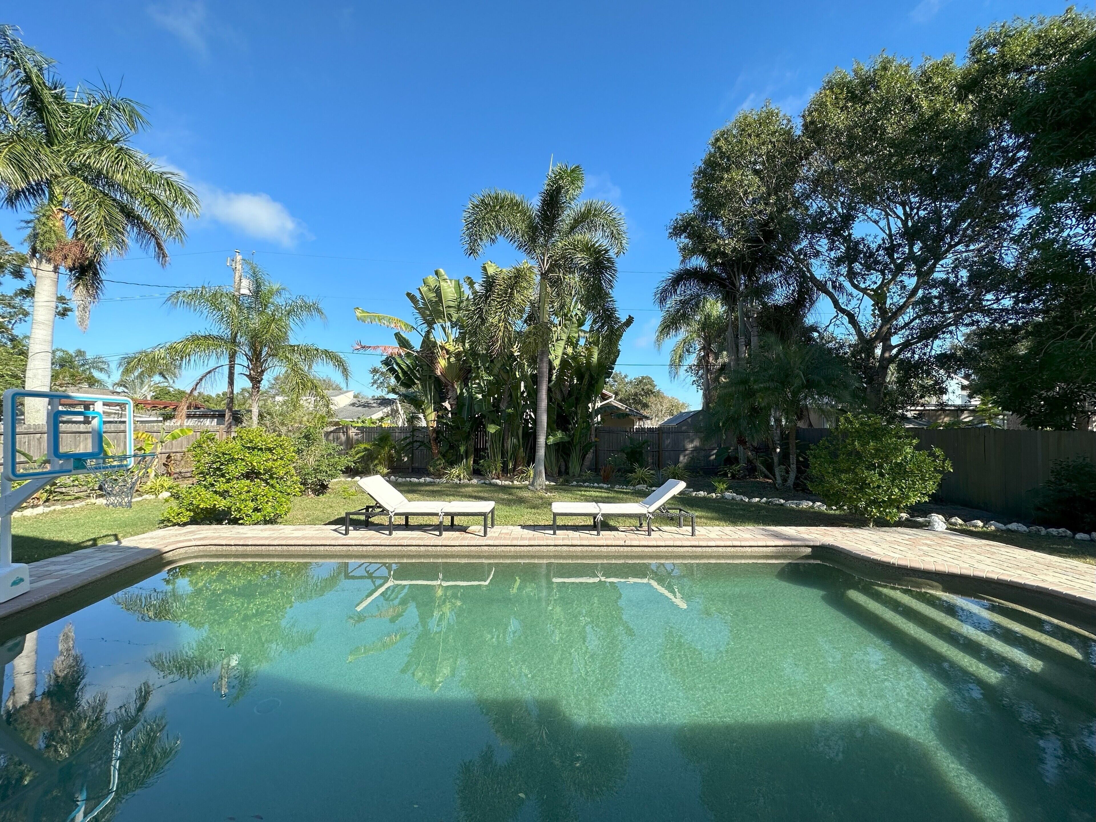 Piscina externa, piscina aquecida