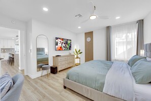 3 عدّة غرف نوم ومكتب ومكواة/لوح كي وسرير سفر