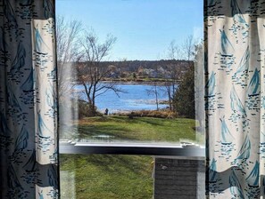 Interior - Beachy Watering Cove Cottage (Gouldsboro)