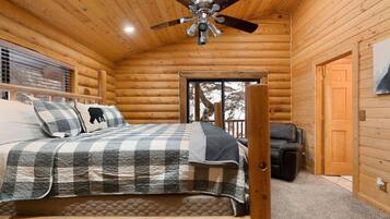 4 Schlafzimmer, Bügeleisen/Bügelbrett, Reisekinderbett, kostenloses WLAN