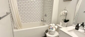 New, fresh, affordable, homey, 10 mins to the Edmonton Intl Airport.