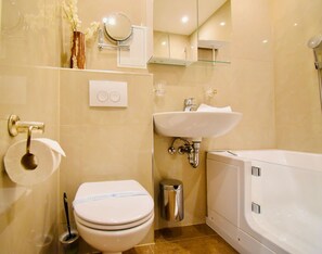 Imagen sin descripción, 5 de 17, botón