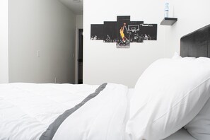 1 室のベッドルーム、WiFi (無料)、ベッドシーツ