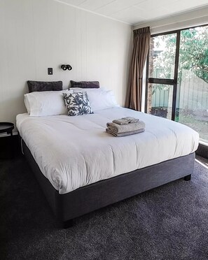 3 habitaciones, tabla de planchar con plancha y wifi gratis