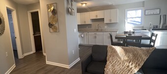 Upscale apartment near Worlds of Fun, Arrowhead Stadium, Country Club Plaza!