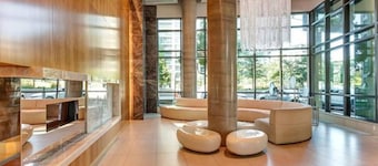 Spectacular Presidential Loft - Downtown Toronto