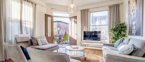 تلفزيون، مكتب