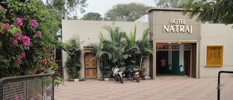 Fachada da propriedade