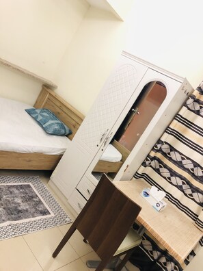 1 bedroom, iron/ironing board, WiFi
