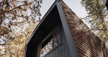 NEW Hot Tub • Stargaze • Hammock • WrapAround Deck