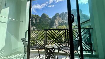 Panorama-Zimmer, 1 King-Bett, Bergblick | Ausblick vom Zimmer