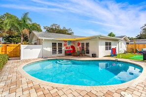 Outdoor pool, a heated pool
