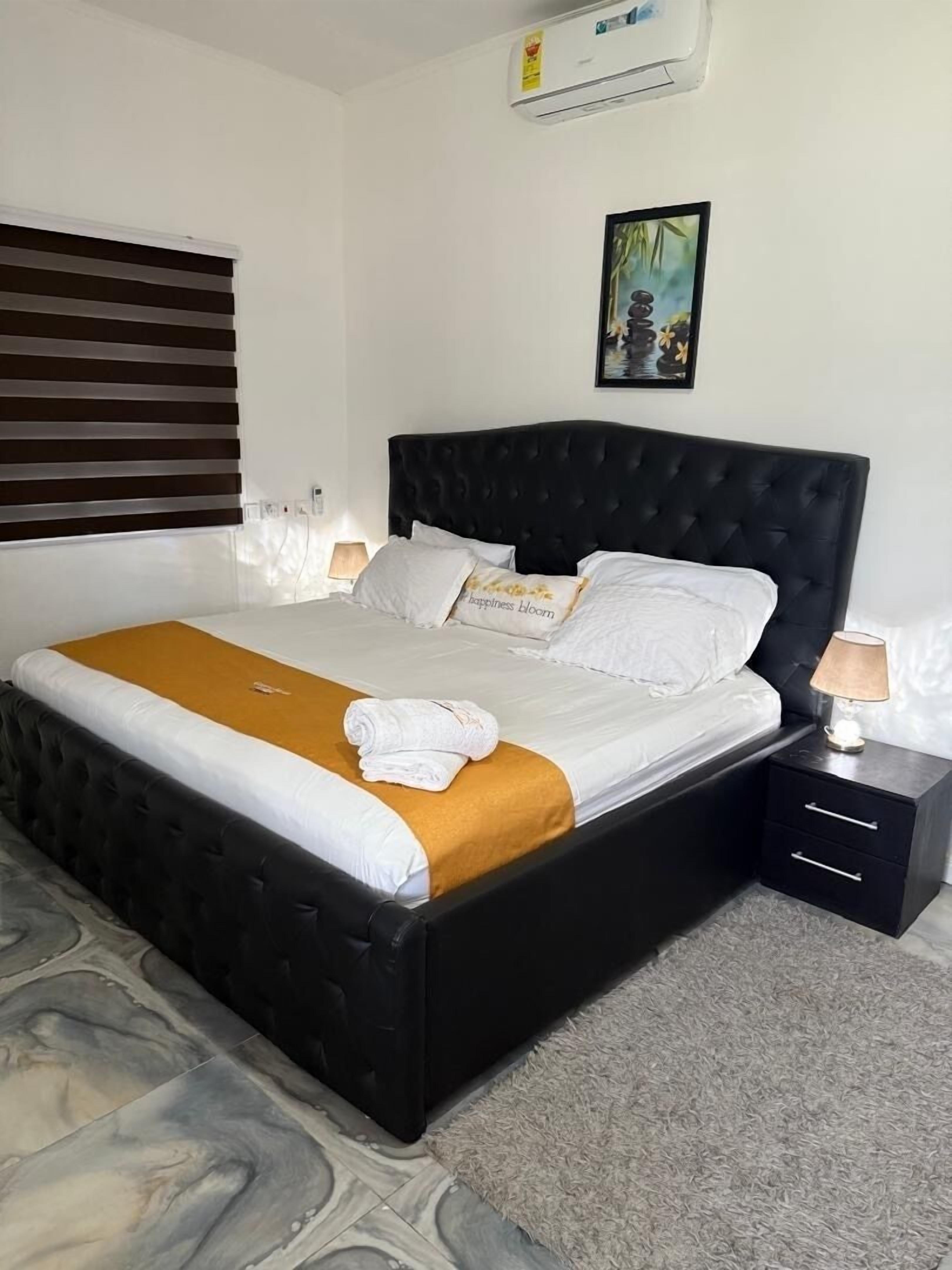 2 chambres, bureau, fer et planche à repasser, Wi-Fi gratuit