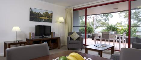 Appartement, 2 slaapkamers | Een bureau