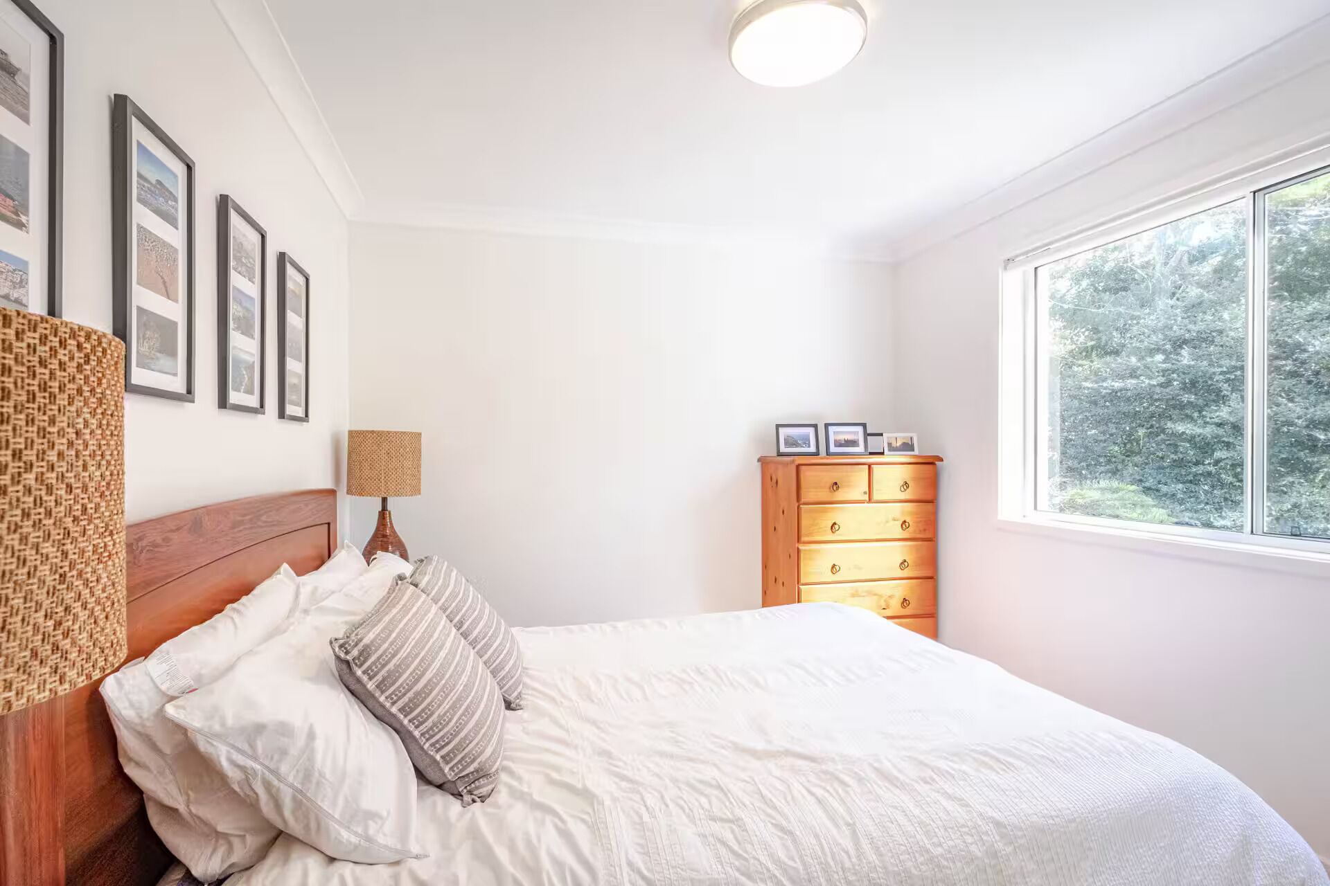 5 bedrooms