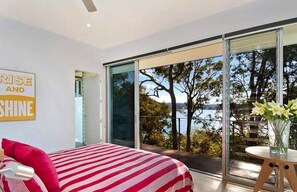 4 camere