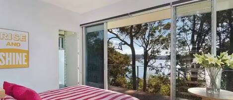 4 bedrooms