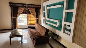 Family Room | Living area - Hard Rock Lodge (Islamabad)
