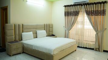 Family Room | Free WiFi