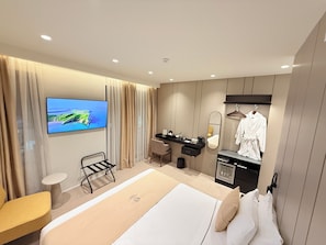 Chambre Deluxe Double ou avec lits jumeaux, 1 très grand lit