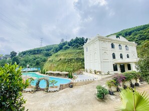Front of property - Co Lau Village (Bao Thang)