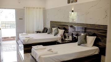 Luxury-Dreibettzimmer | Select-Comfort-Betten, schallisolierte Zimmer, kostenloses WLAN