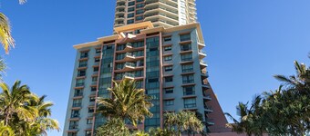 Club Wyndham Crown Towers